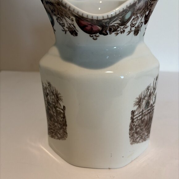 VTG Johnson Bro His Majesty Large Pitcher 64 Oz Turkey Pattern England 7.5" NWT - Picture 4 of 11